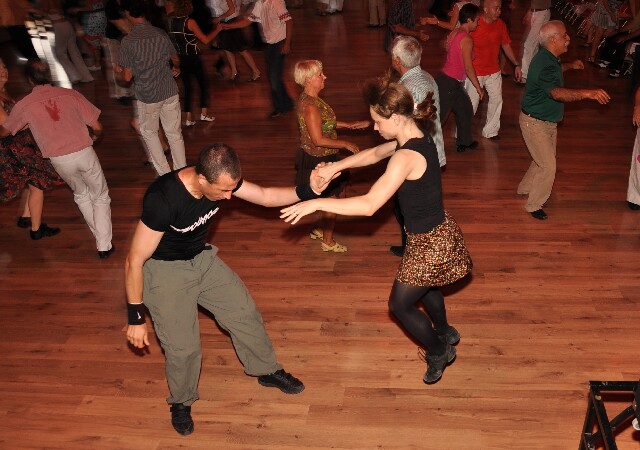 min 2009 09 06 station danse 107